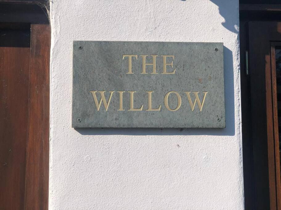 The Willow Denstone Экстерьер фото
